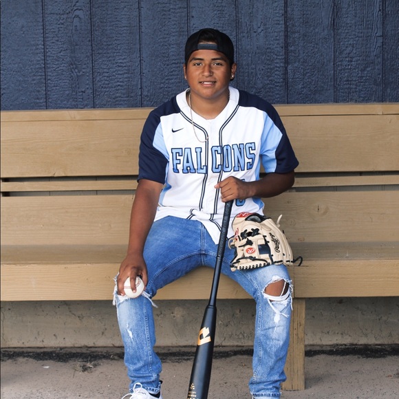 Meet your Posher, Lorenzo - Picture 1 of 1